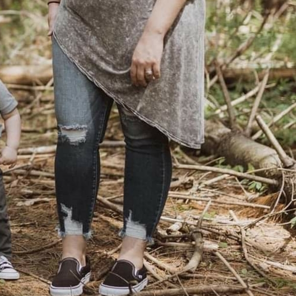 Buckle Top - Picture 3 of 7